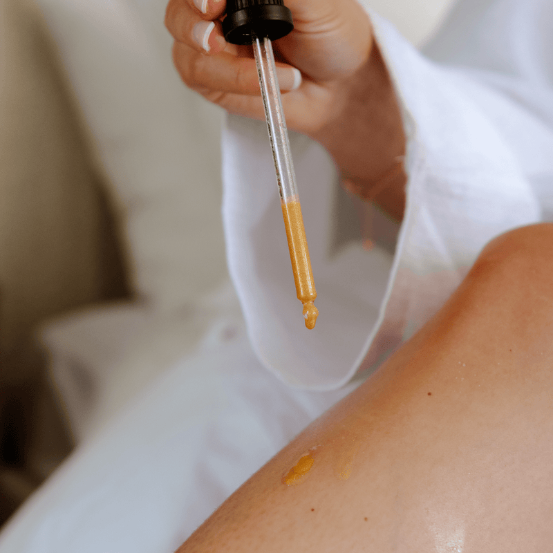 GOLD SHIMMER & CAVIAR DRY BODY OIL (100ML) - HEALTHY AGEING NOURISHMENT